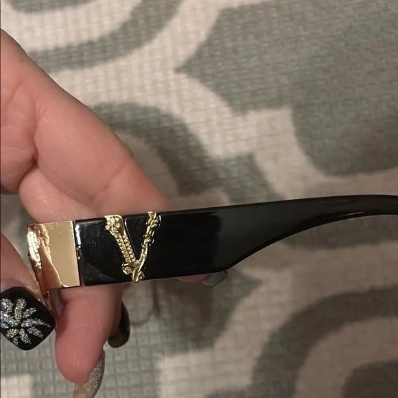 Oversized Versace Women's Gold and Black Sunglasses - Picture 2 of 9